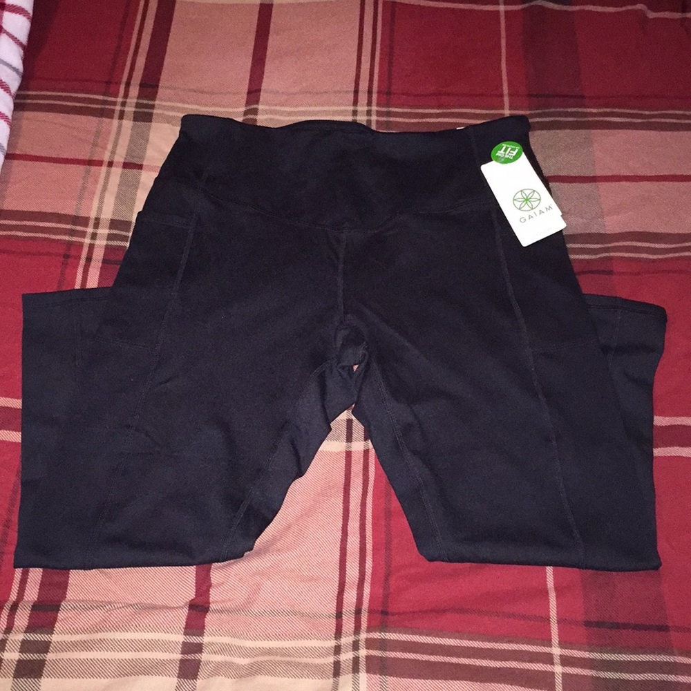 Yoga capris